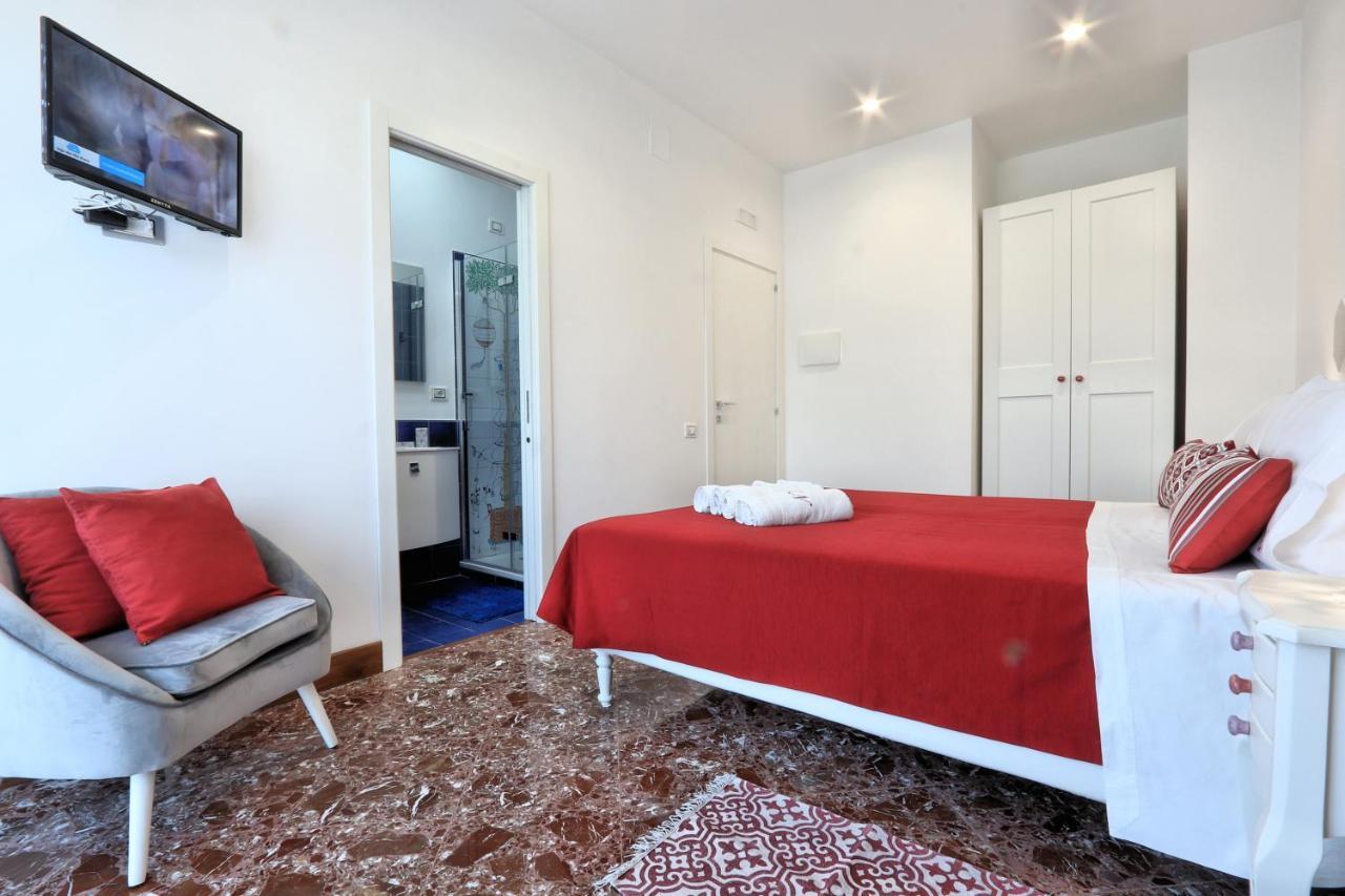 Casa Nina Deluxe Bed and Breakfast Salerno Eksteriør billede